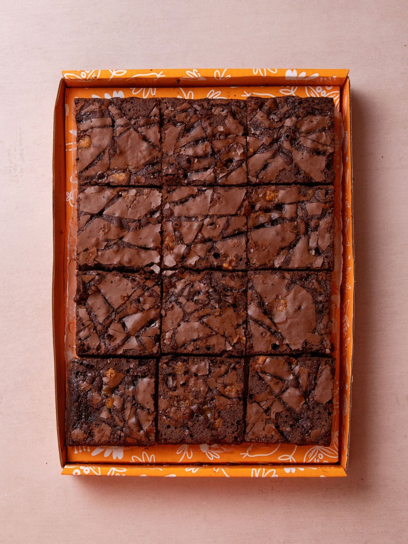 Cutter & Squidge Congratulations Fudge Brownies 12 squares - British product