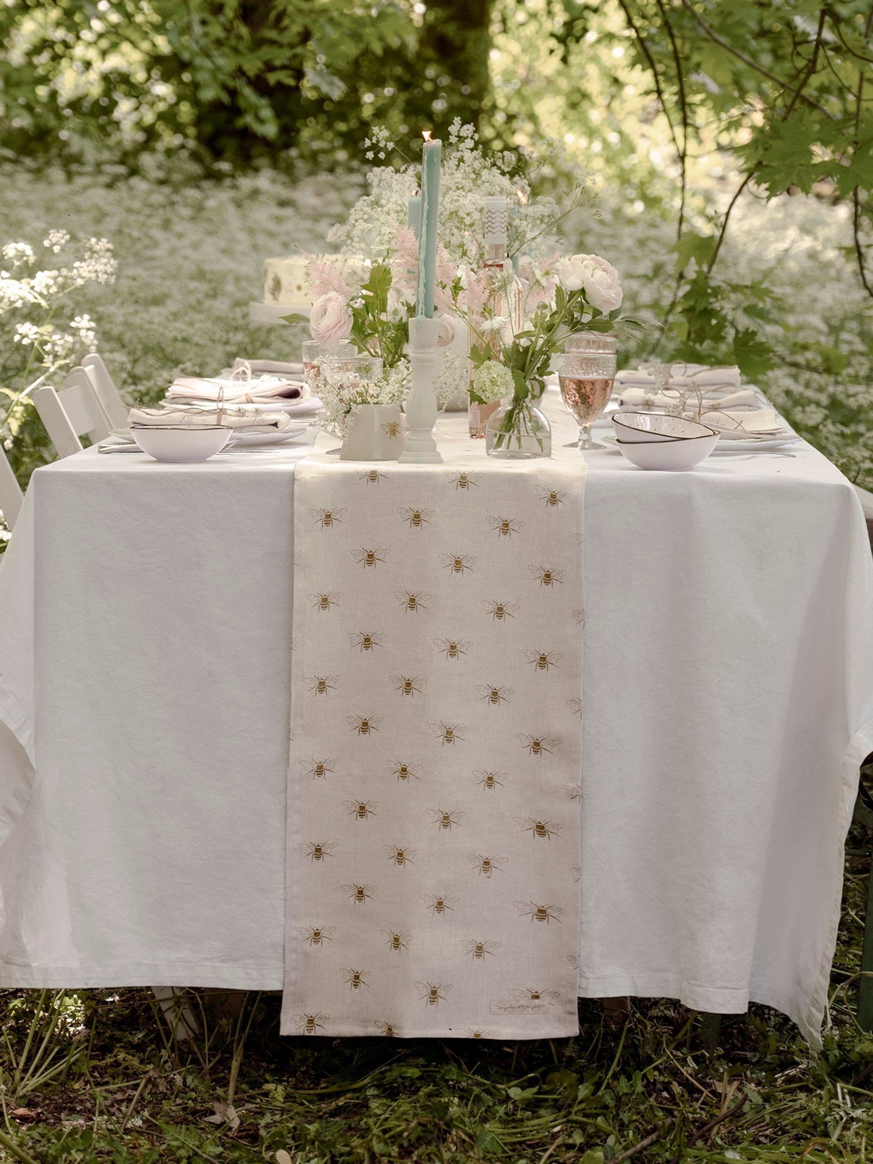 Sophie Allport Natural Linen Bees Table Runner