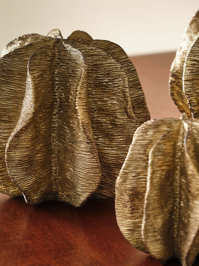 Gold antiqued seed pod ornaments set of 3 (British brand)