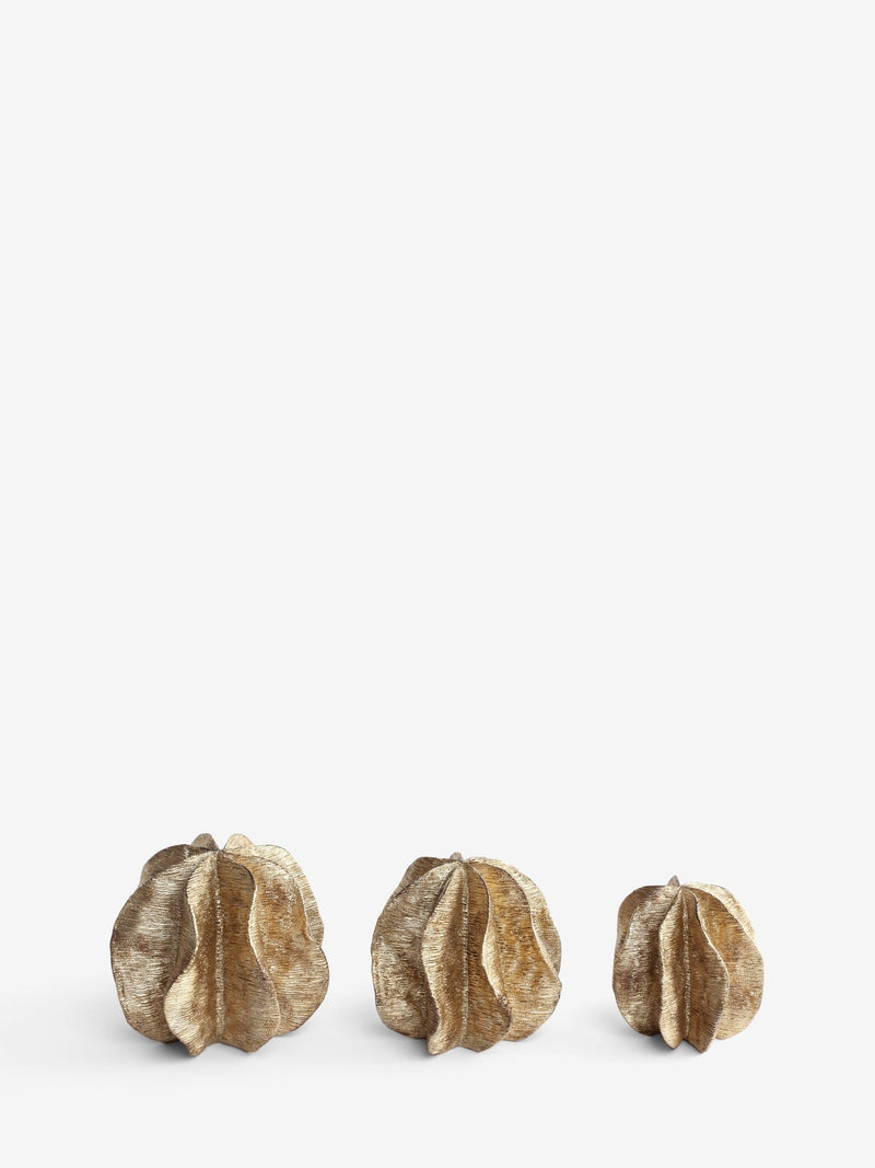 Gold antiqued seed pod ornaments set of 3 (British brand)