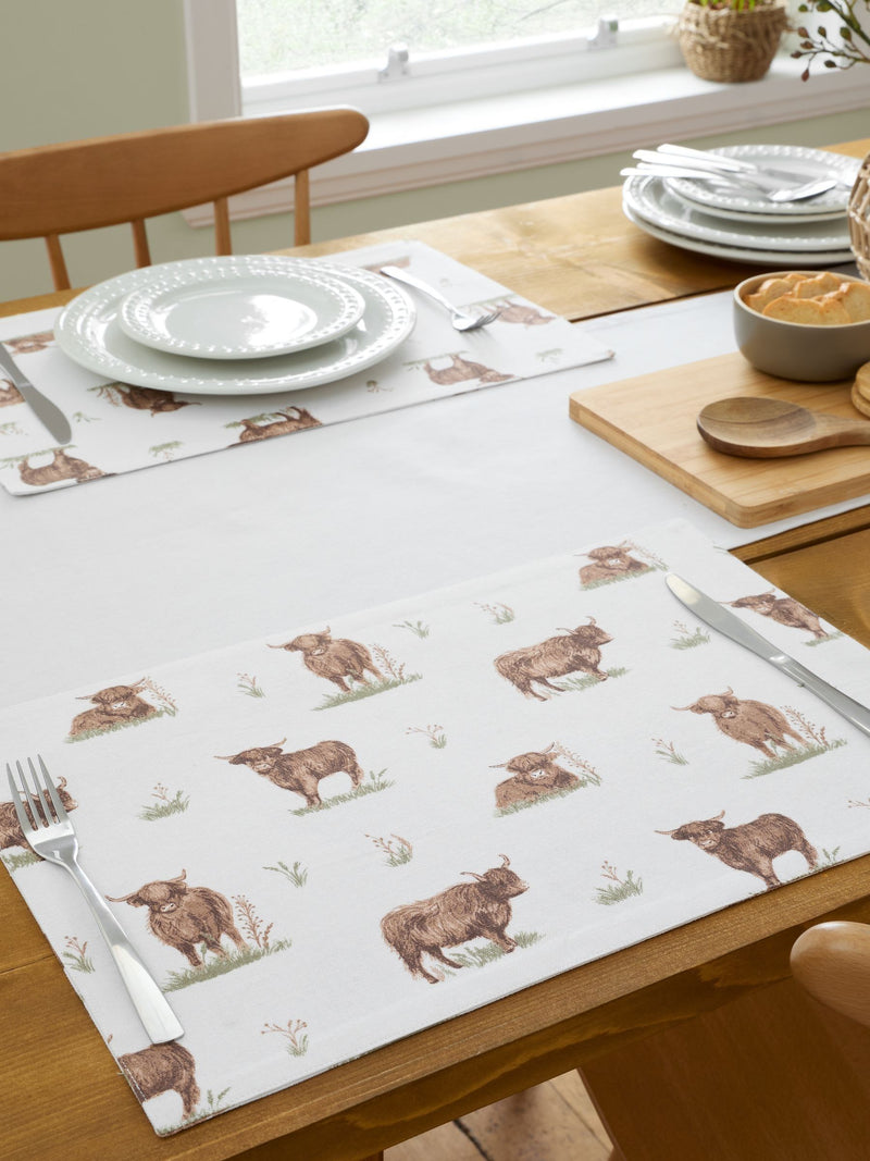 Catherine Lansfield Natural Angus Highland Cow cotton placemat 30x46cm - British product