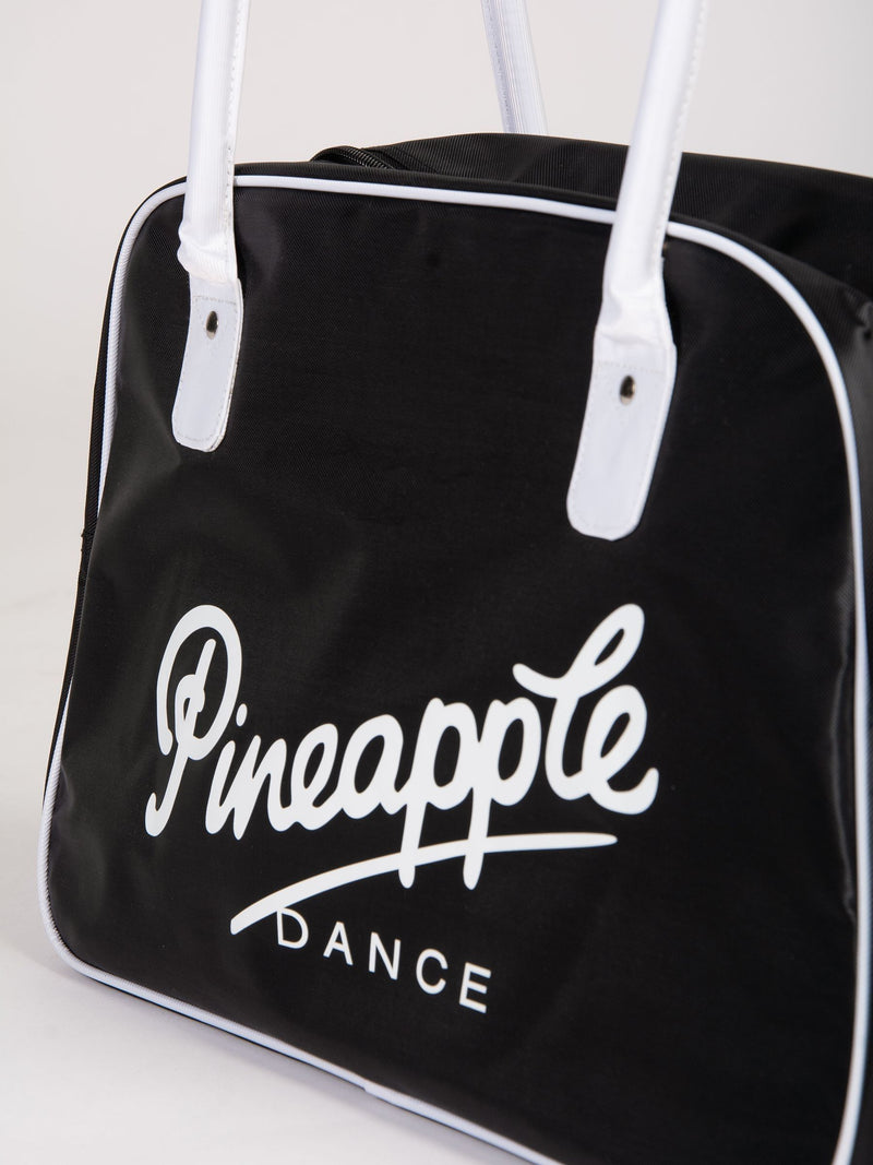 Pineapple black essentials kit bag - British product