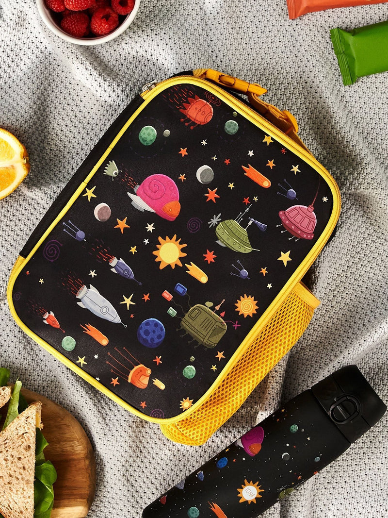 ION8 Space lunch bag and leak-proof water bottle, UK version
