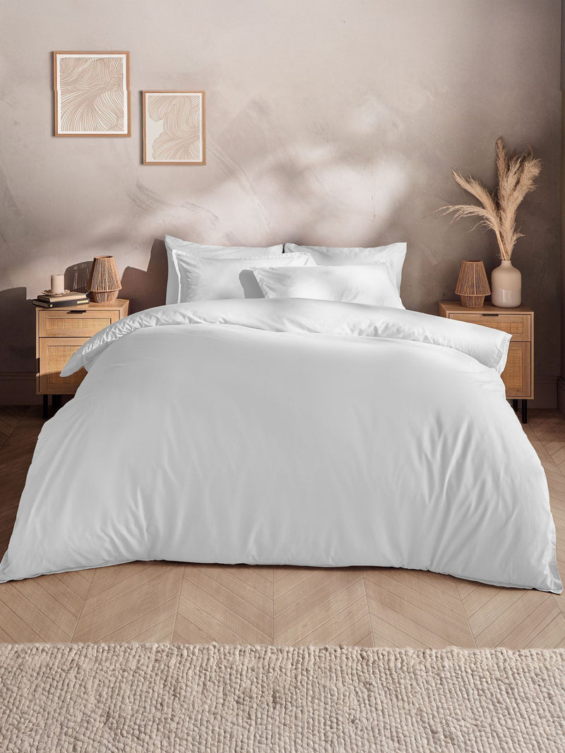 Silentnight White Cotton Rich Washed Duvet Set (British brand)