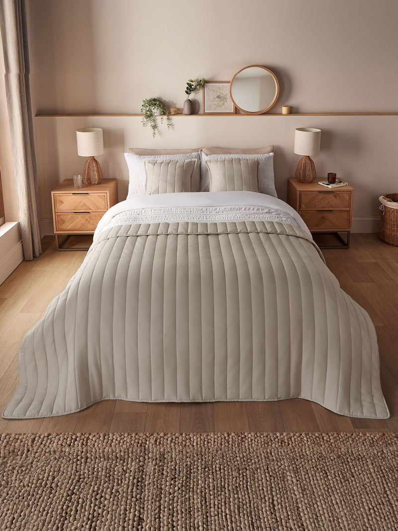 Silentnight Natural Quilted Bedspread 150x200cm - British product
