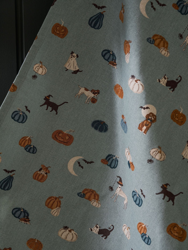 Sophie Allport Paws & Pumpkins tea towel ONE (British brand)