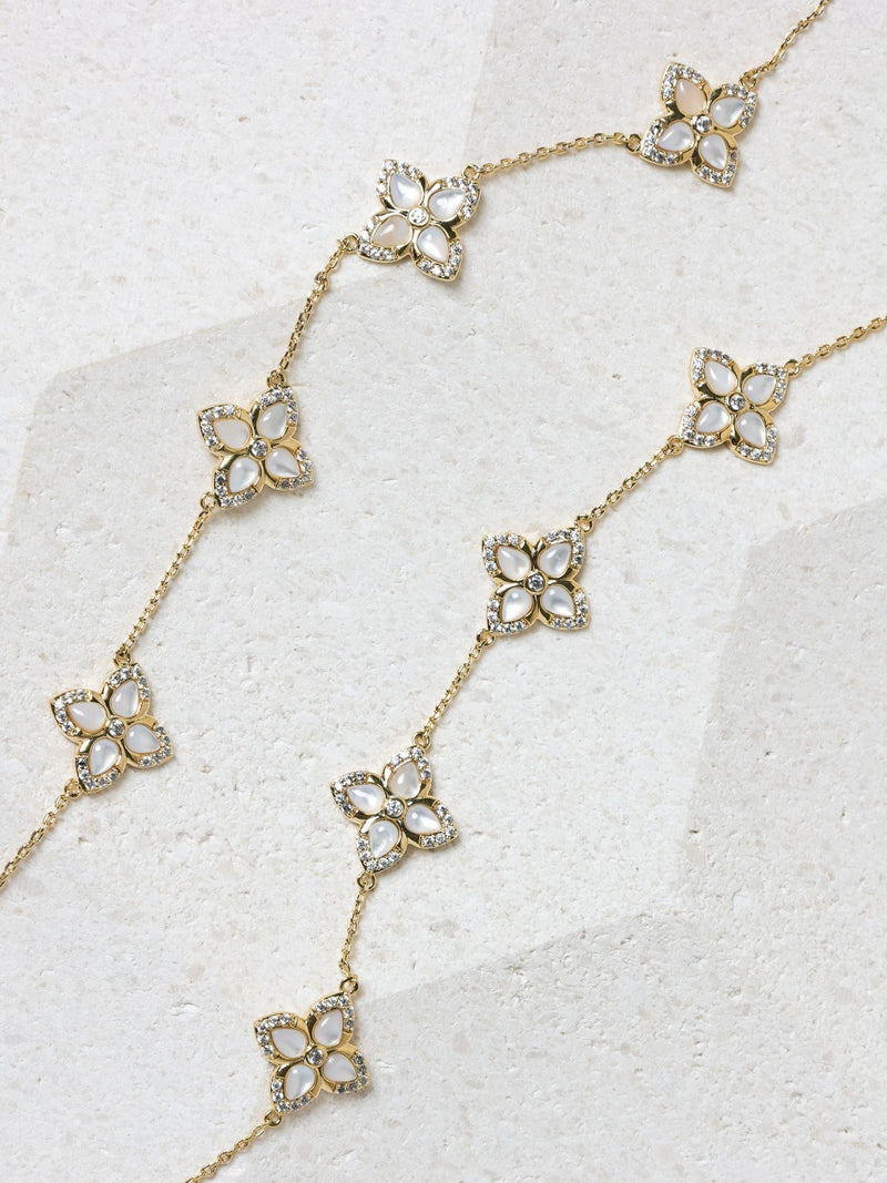 Gold Plated Mother of Pearl Clover Necklace 18 Inch