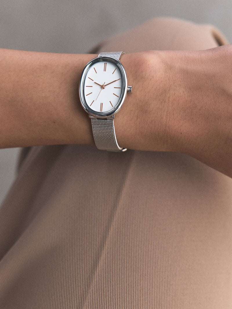 Silver tone oval case mesh watch 2.5cm, UK version