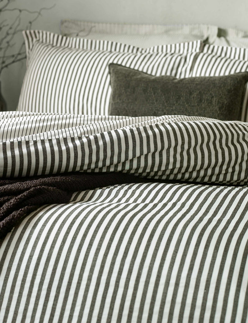 Yard Hebden striped cotton reversible bedding set, UK version