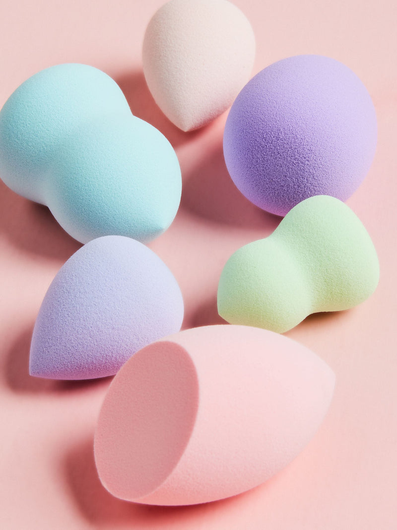 Six pastel makeup sponge blenders for seamless blending (British brand)