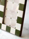 Gallery Home checkered photo frame 19cm x 14cm - British product