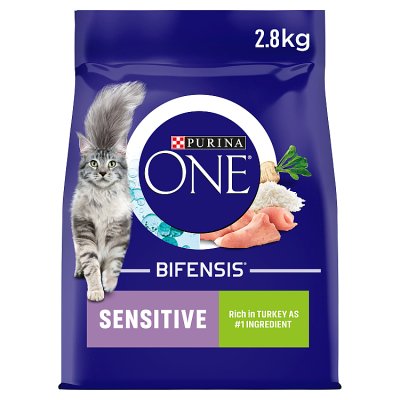 Purina One cat food Sensitive Turkey 2.8kg, UK version