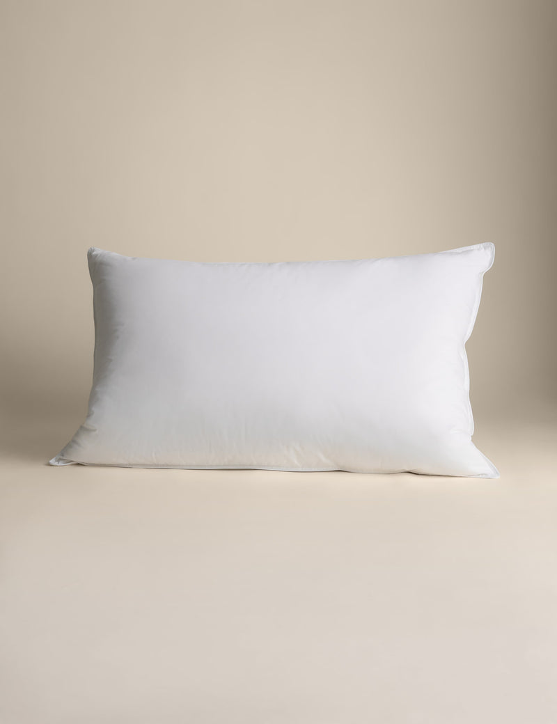 White duck down medium pillow 48x74 cm, imported from the UK