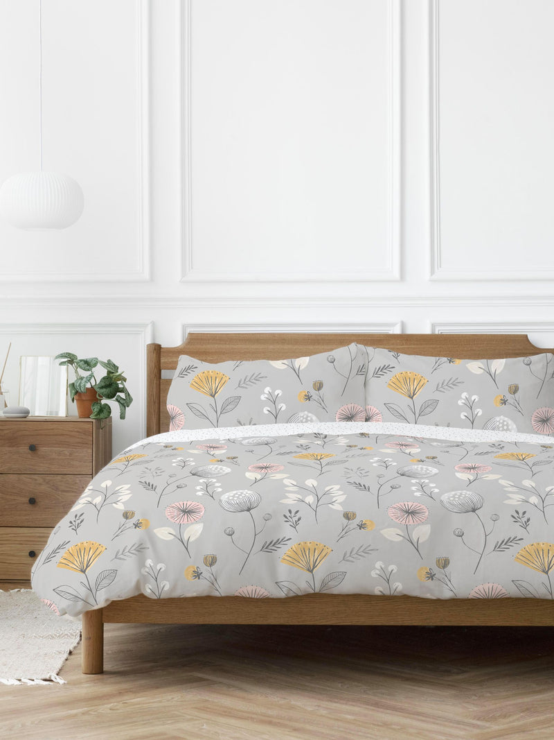 Copenhagen Home Silver Olia duvet cover and pillowcase set - British product