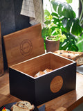 Black Bronx bread bin and board - British product