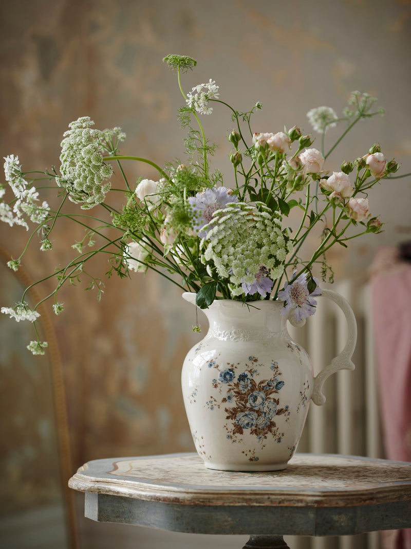 Shabby Chic by Rachel Ashwell white jug vase 22.5cm (British brand)
