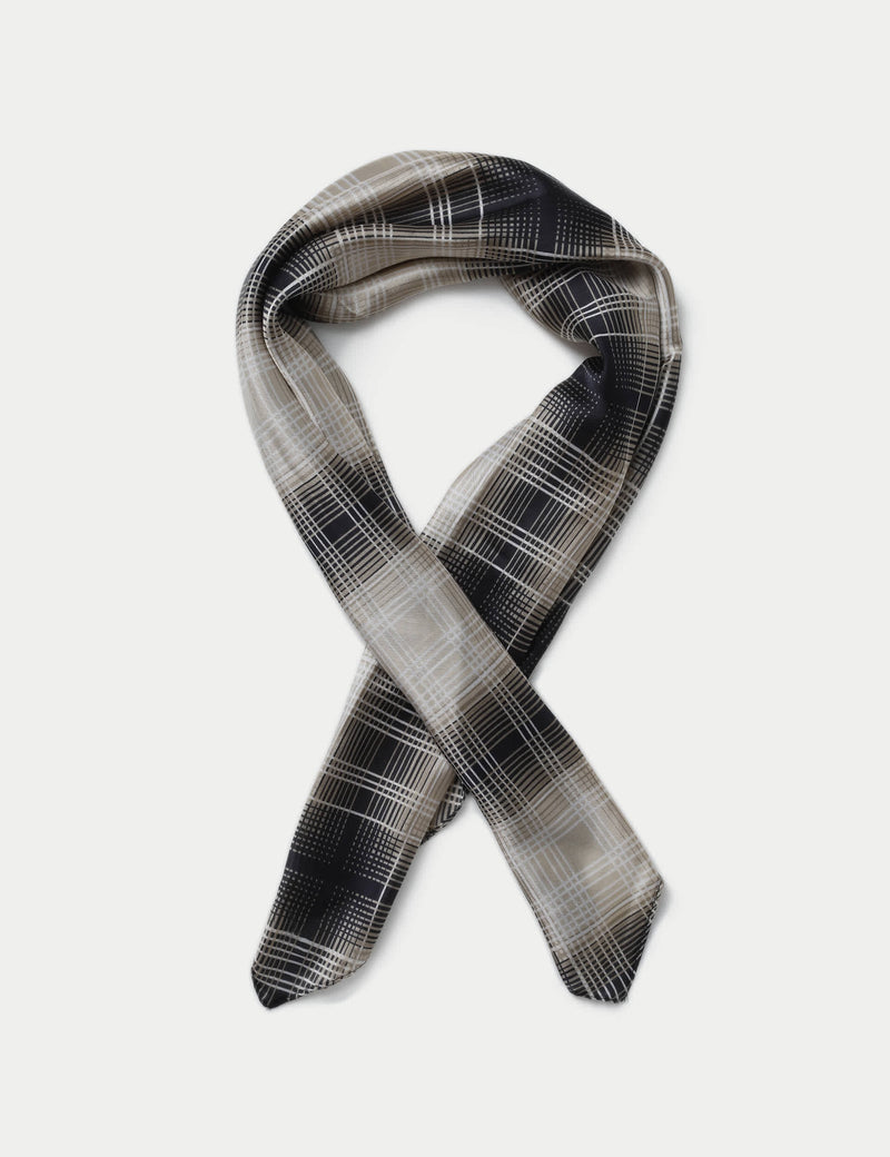 Check Print Scarf versatile fashion accessory, UK version