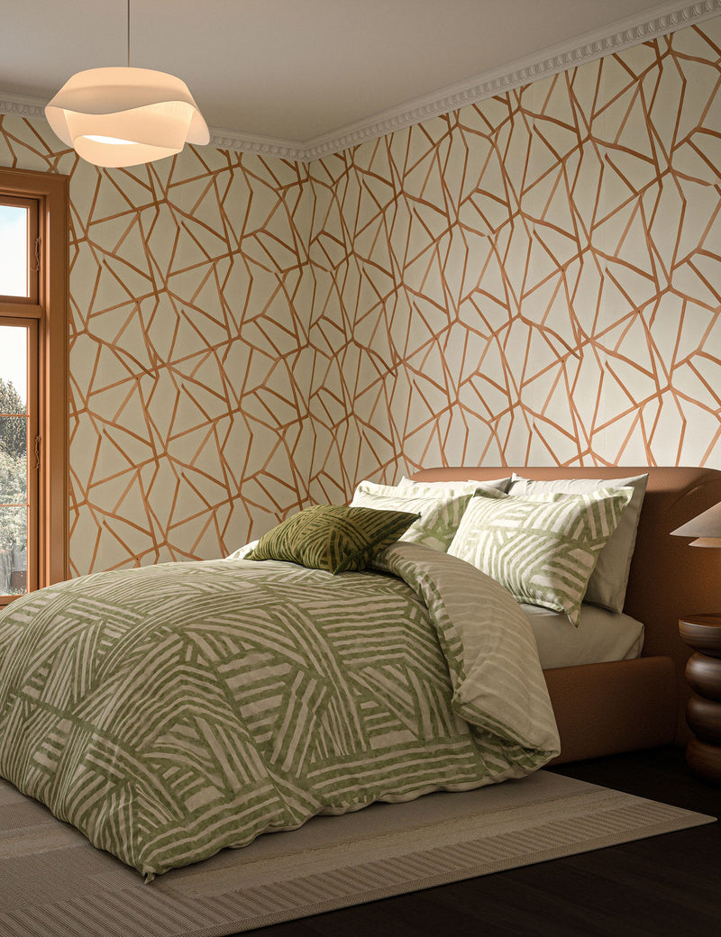 Harlequin Crater bedding set, imported from the UK