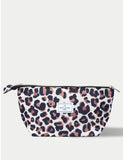 The Flat Lay Co. leopard print makeup pouch - British product