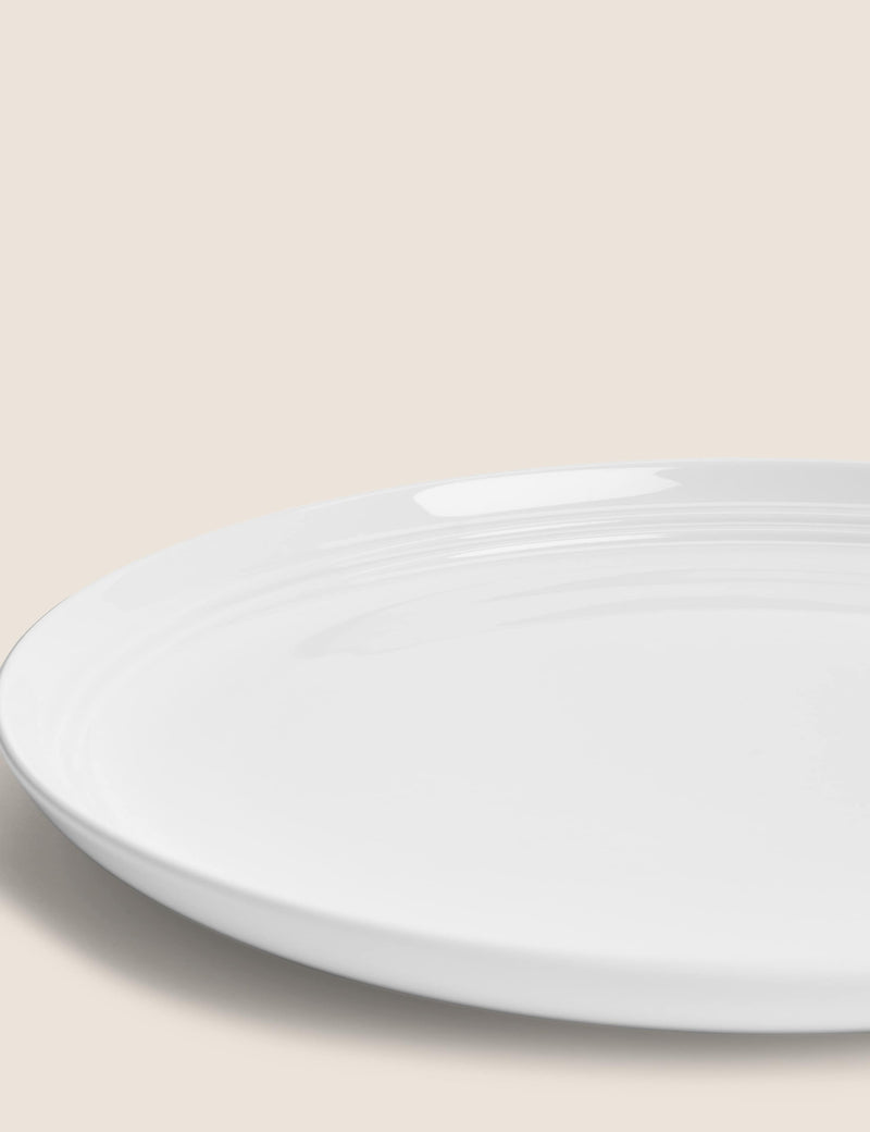 Marlowe porcelain dinner plate - British product