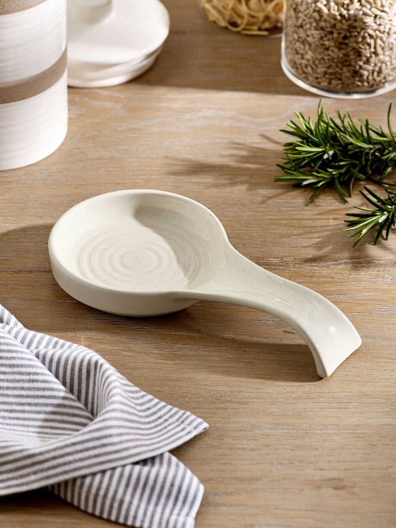 Hayden cream speckle spoon rest - British product