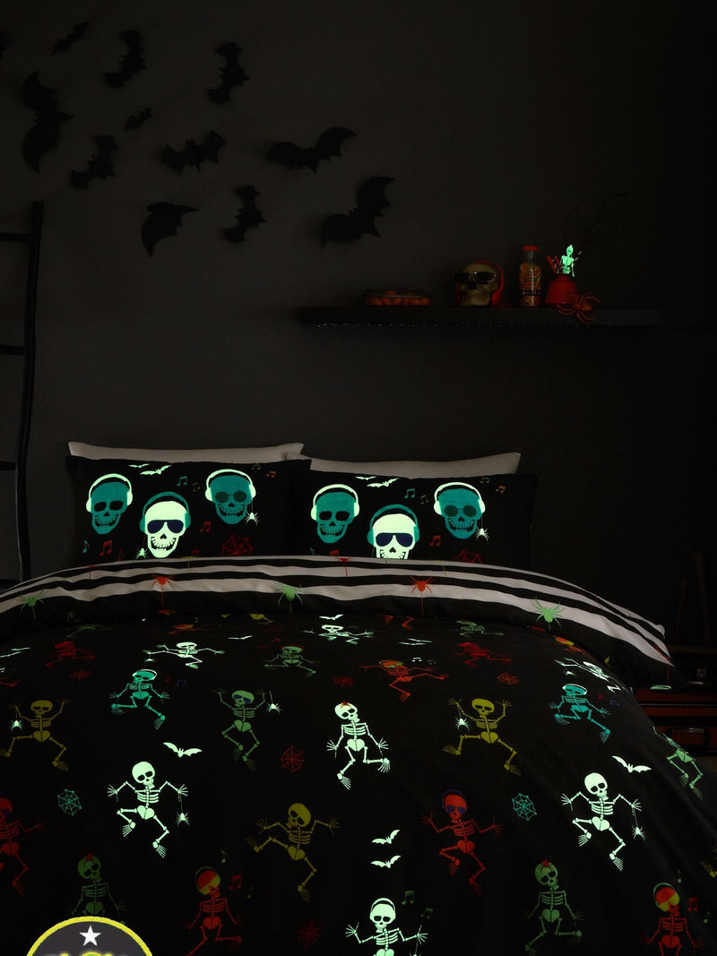 Bedlam dancing skeletons duvet cover glow in the dark - British product