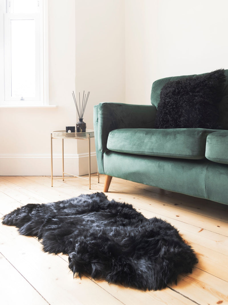 Naturally Sheepskins black sheepskin rug New Zealand (British brand)
