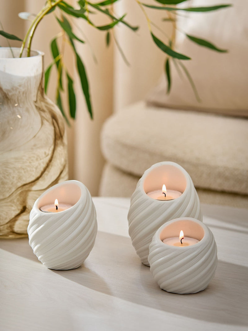 Set of 3 White Pleat Tea Light Candle Holders