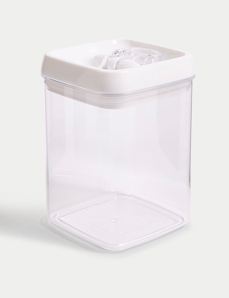 1.7L rectangular food storage container with flip-tight lid, UK version