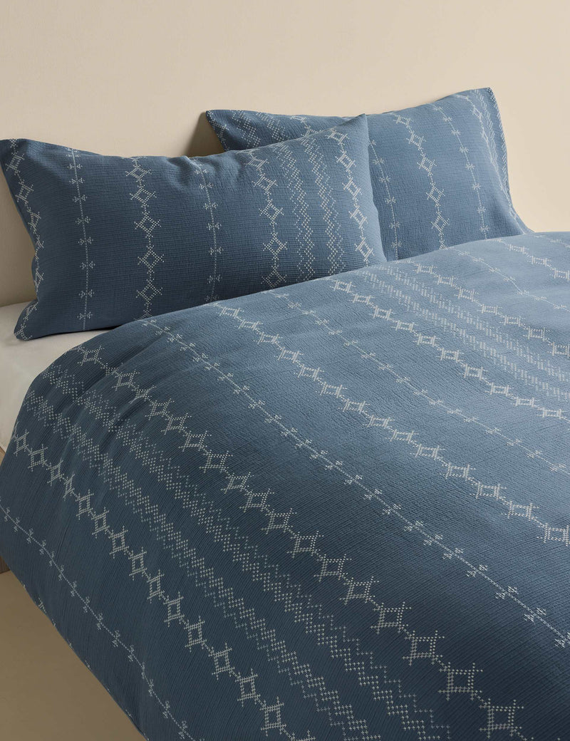 Pure cotton cross-stitch jacquard bedding set (British brand)