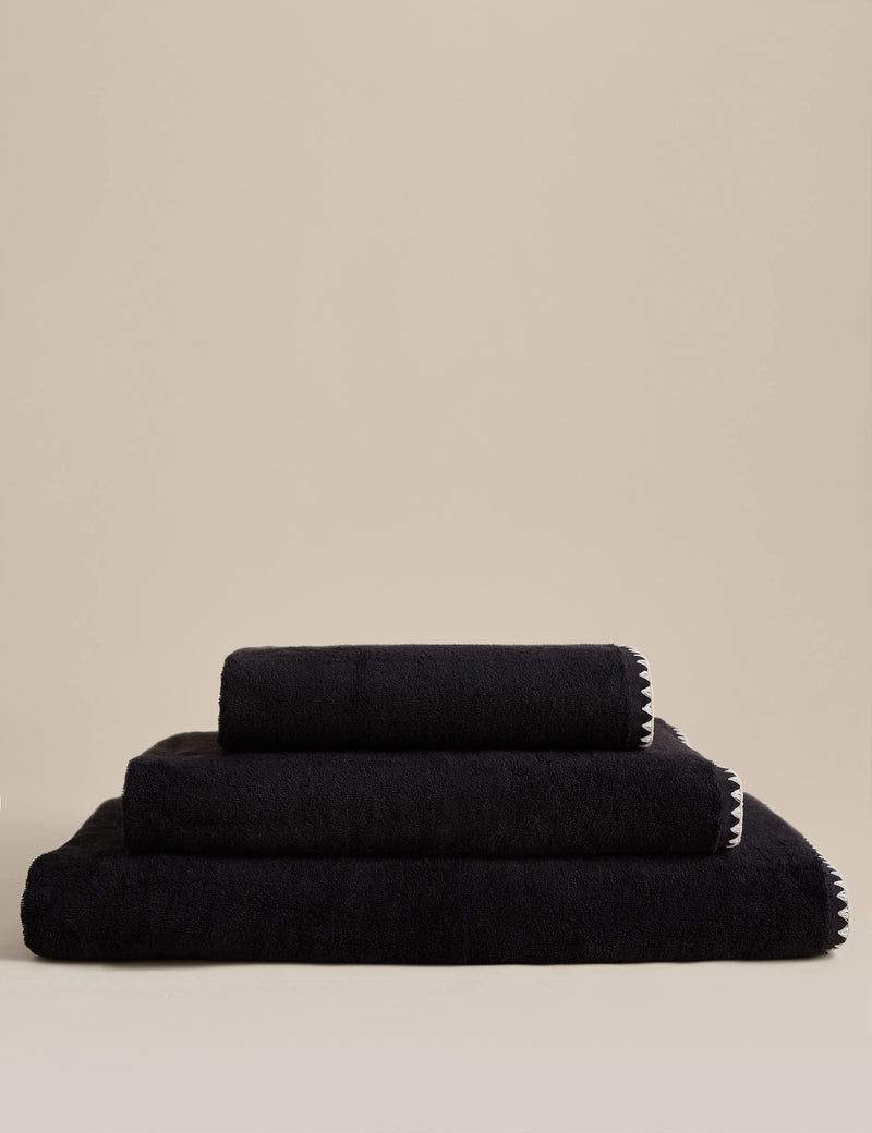 Egyptian cotton blanket stitch towel 650 GSM - British product
