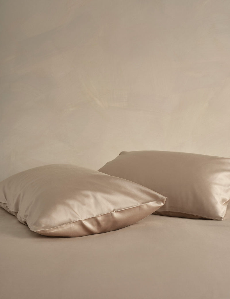 Bedfolk pure cotton duvet cover 300 thread count, imported from the UK