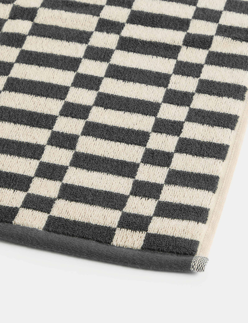 Geometric check bath towel, imported from the UK