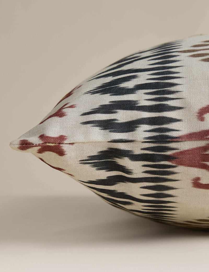 Cushion cover geometric pure cotton 50x50cm, imported from the UK