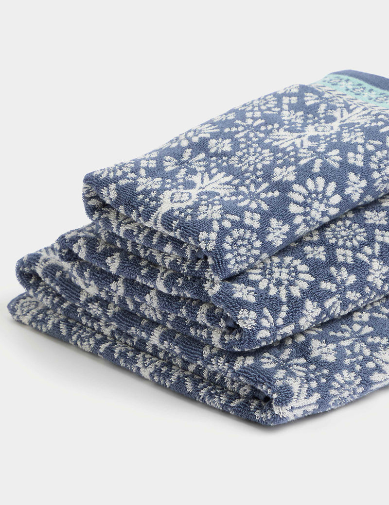 Serviette en pur coton à motif de carreaux géométriques