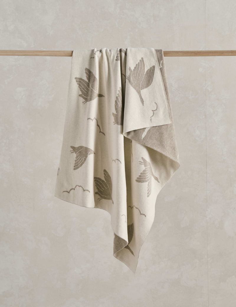 Mamas & Papas pure cotton knitted shawl, imported from the UK