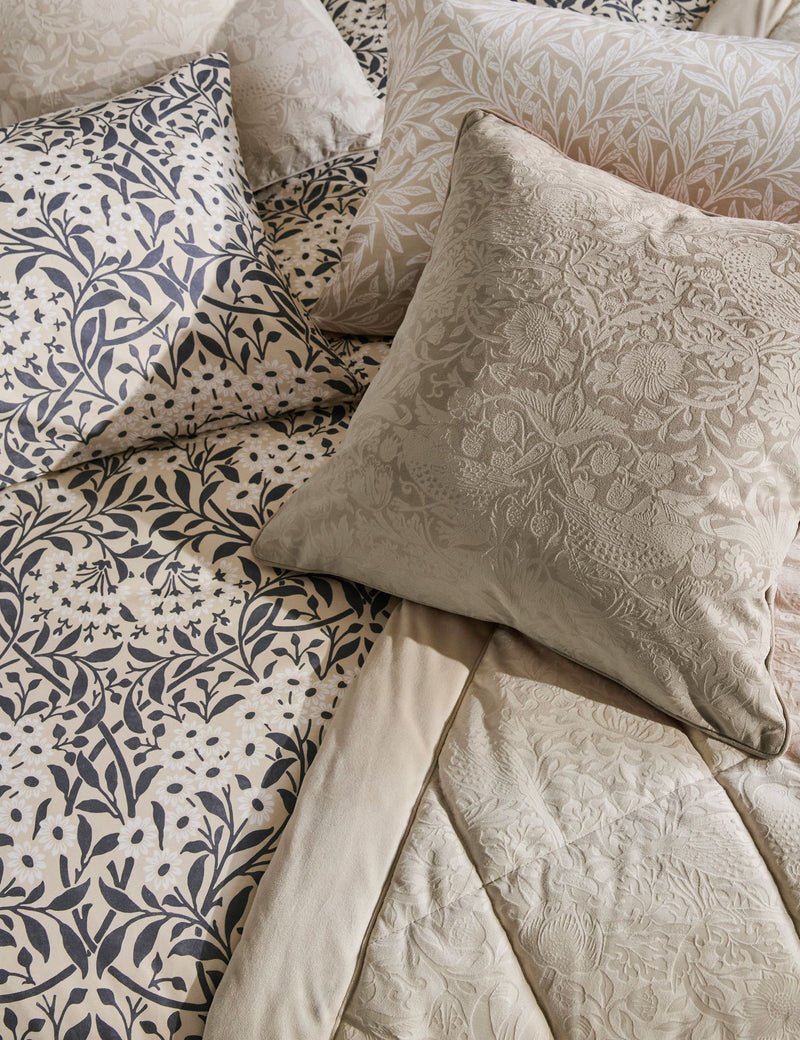 William Morris at Home Michaelmas Daisy bedding set - British product