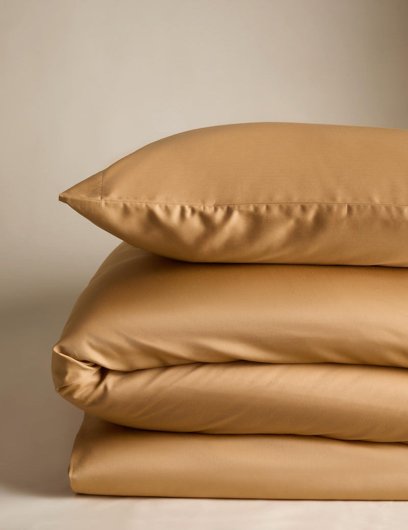 Pure cotton sateen 400 thread count bedding set, imported from the UK