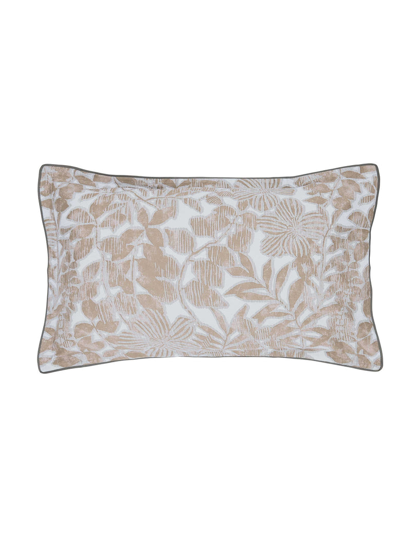 Bedeck of Belfast Zenda bedding set, imported from the UK