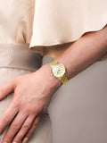 Accurist gold dress stainless steel bracelet 28mm watch - British product