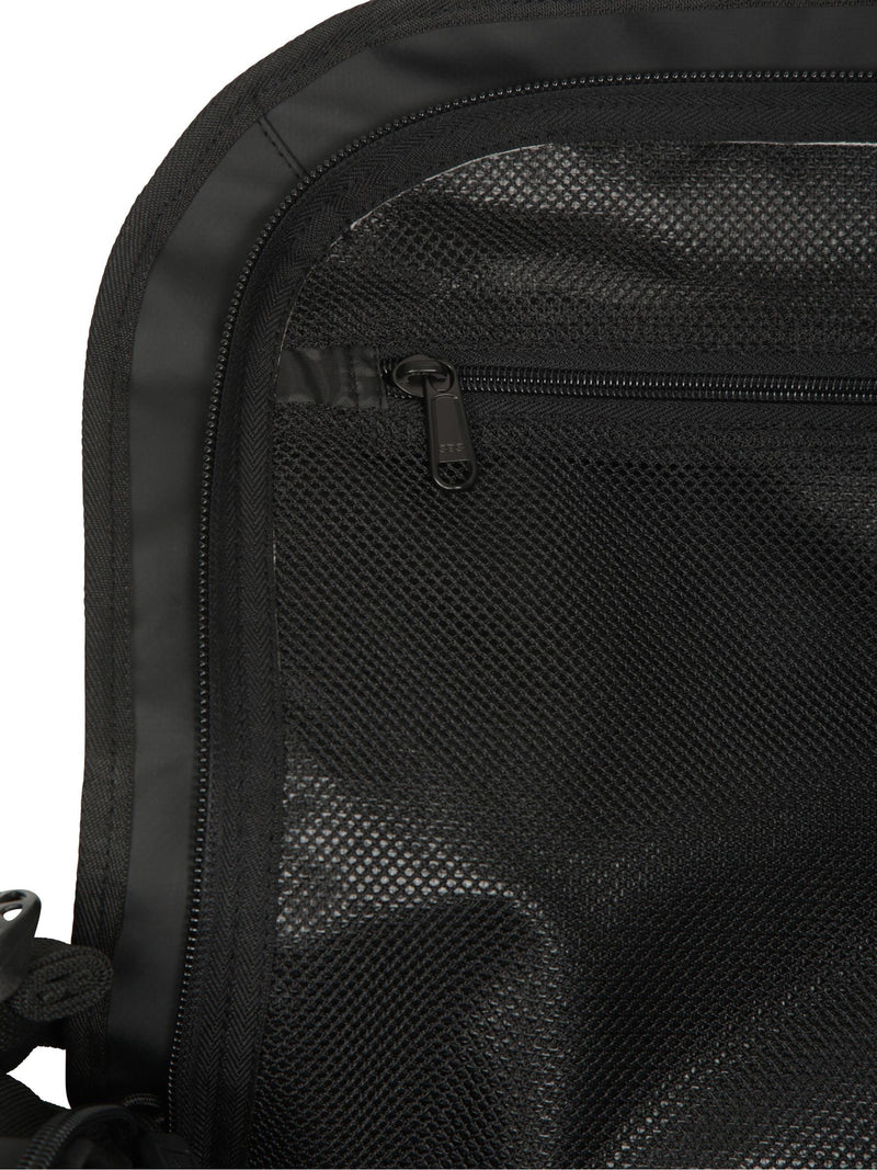 Mountain Warehouse black cargo bag 90L - British product