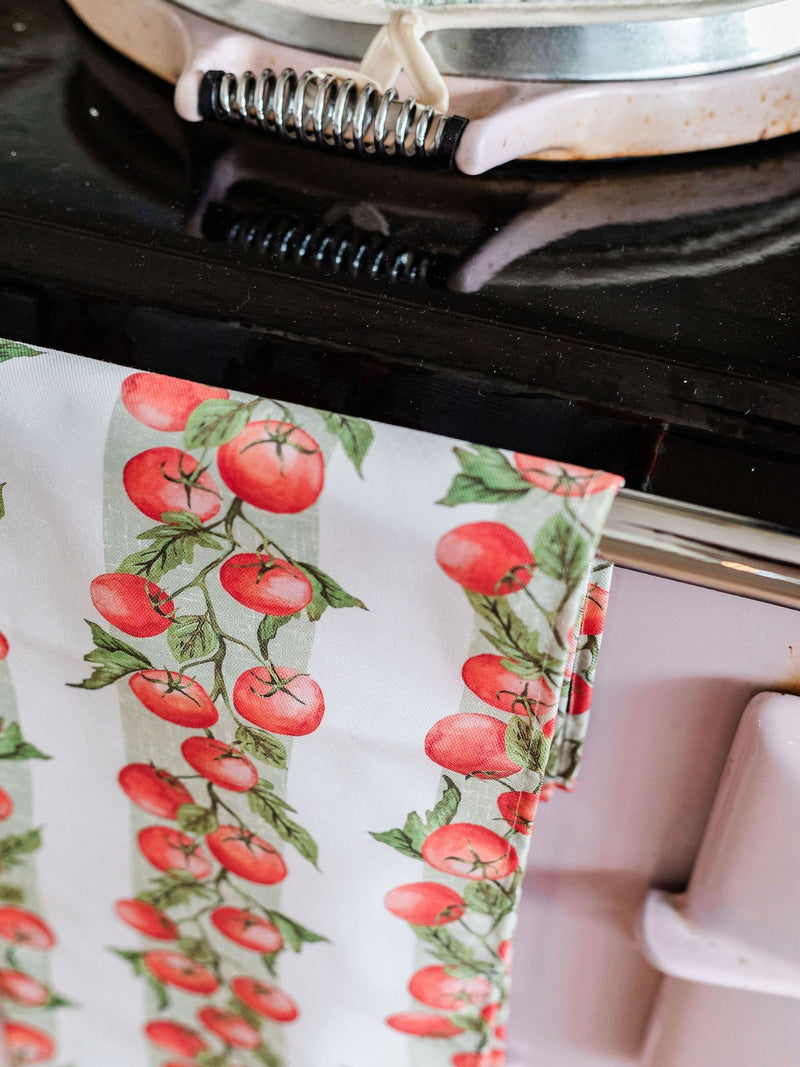 Avalon Home red vine tomato tea towel 45x68cm, imported from the UK