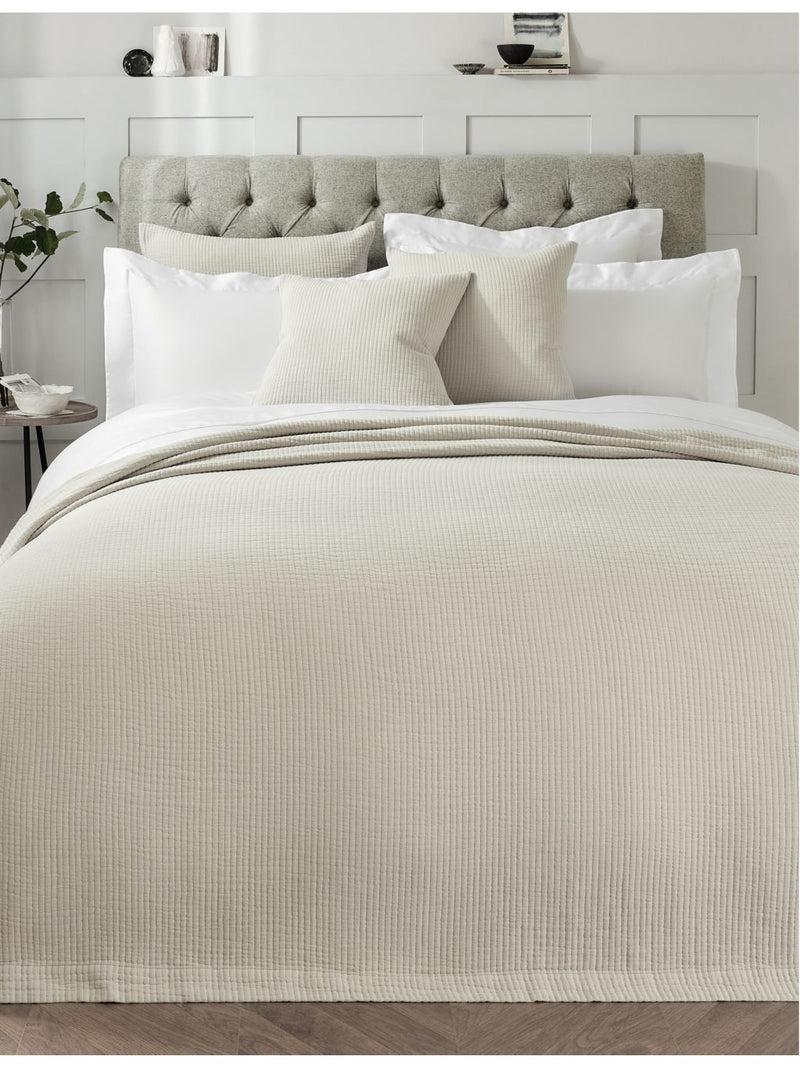 The White Company king cotton bedspread 260cm, imported from the UK