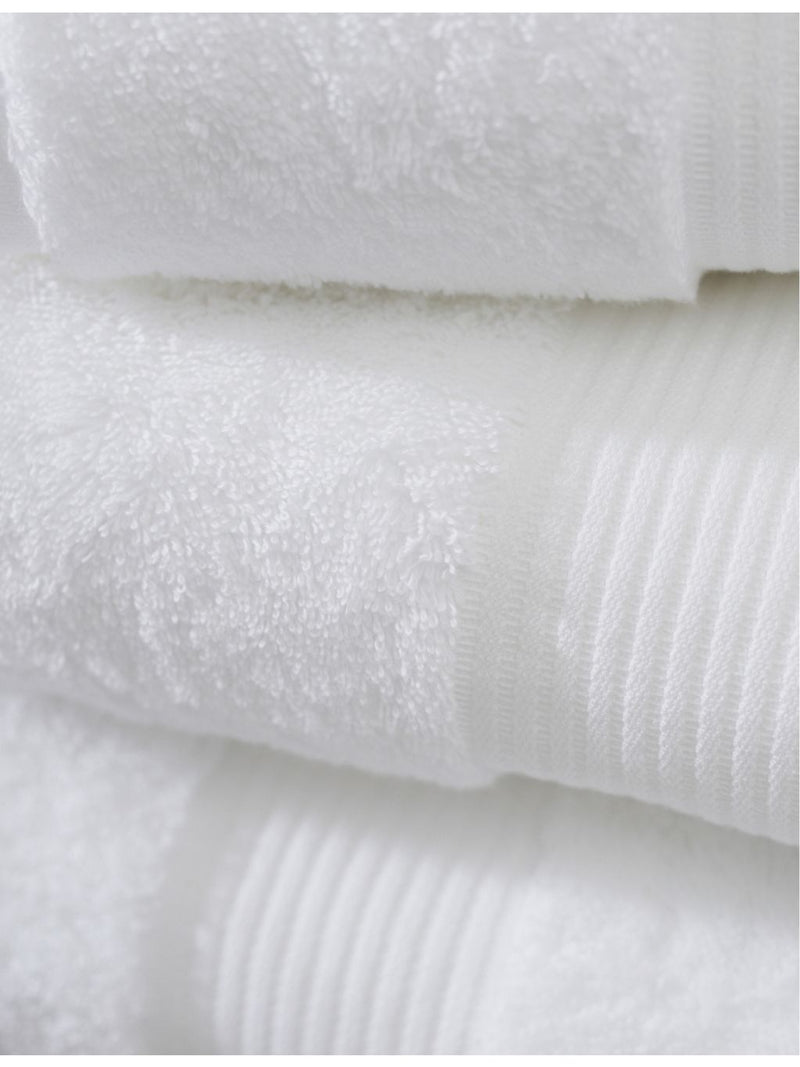 The White Company Egyptian cotton towel 180cm, imported from the UK