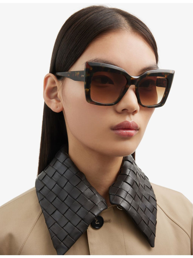 DITA square-frame acetate sunglasses with 6.4cm lens width - British product