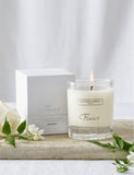 The White Company Flowers candle 140g - British product