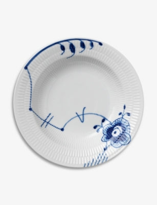 Royal Copenhagen Blue Fluted Mega porcelain deep plate 21cm - British product