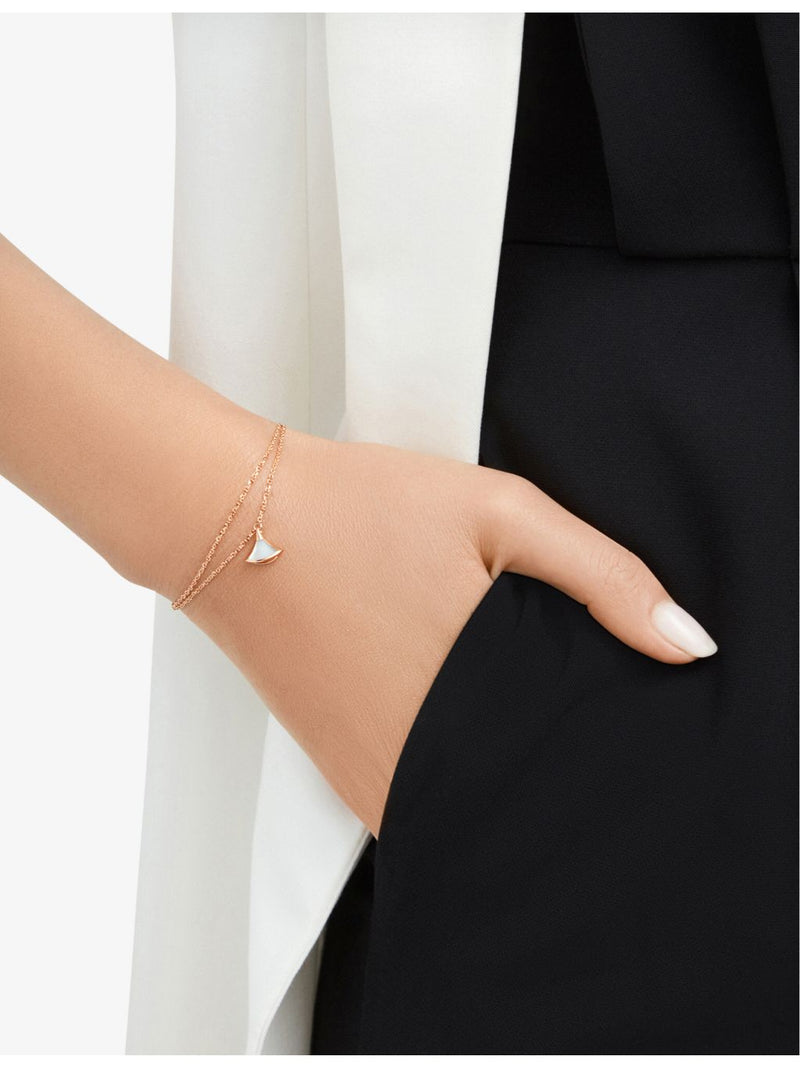 Bvlgari Diva's Dream 18ct rose-gold bracelet 15-17 cm - British product