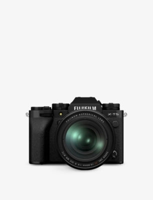 Fujifilm X-T5 camera with XF16-80mm kit lens, imported from the UK