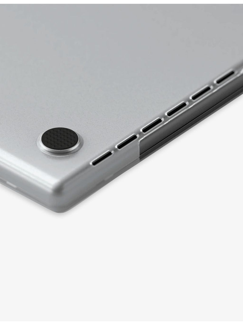 Satechi clear hard-shell case for 16-inch MacBook Pro (British brand)
